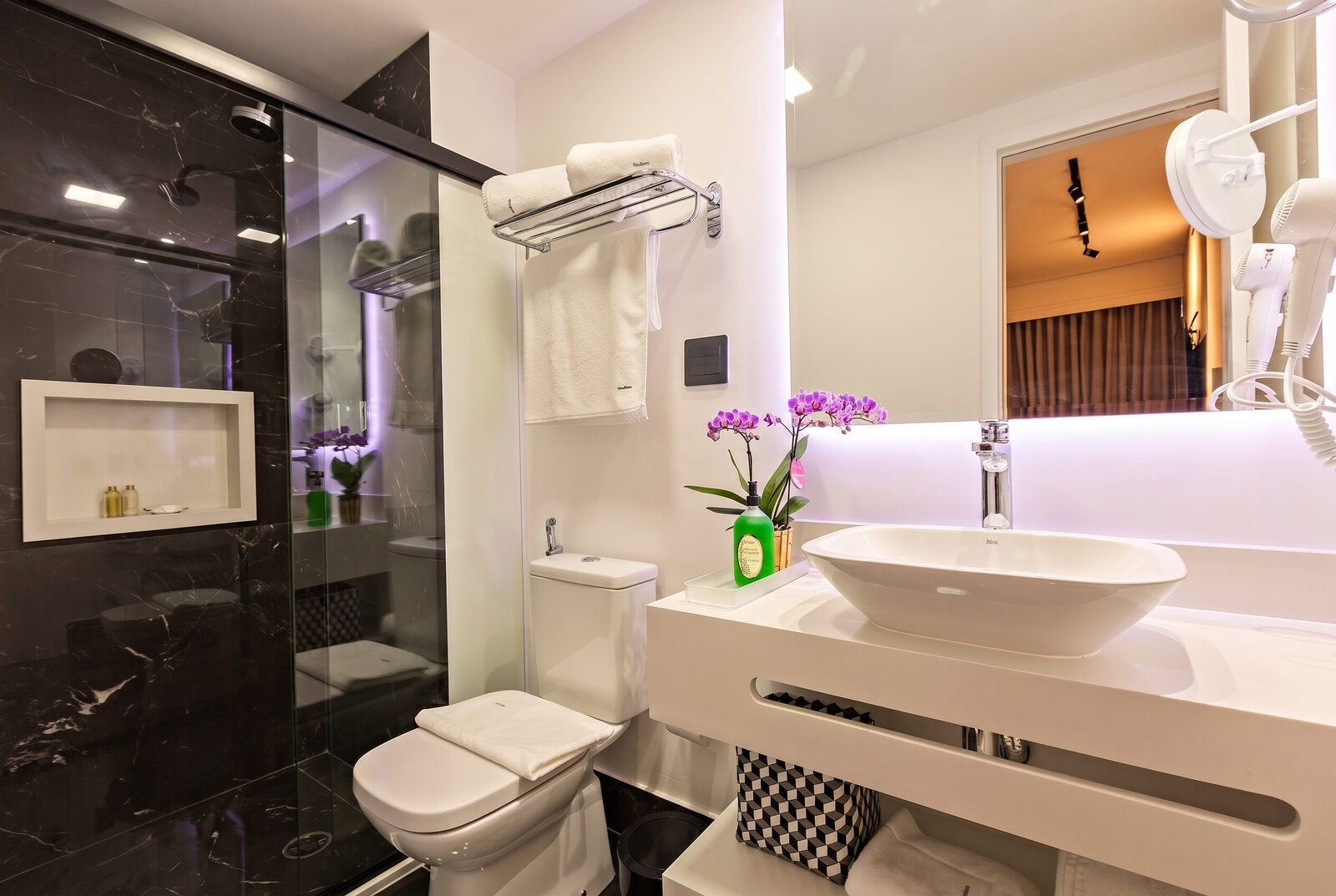 Apartamento 1 Quarto (Queen + Solteiro) e Sala com Sofá-cama 18