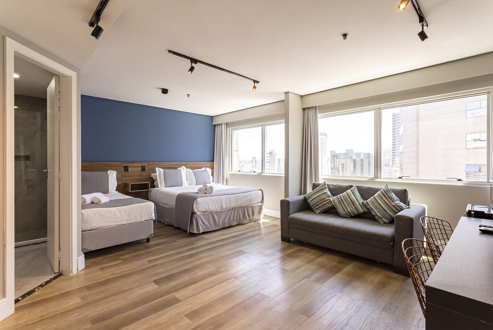 Apartamento Queen, Solteiro e Sofá-cama 15