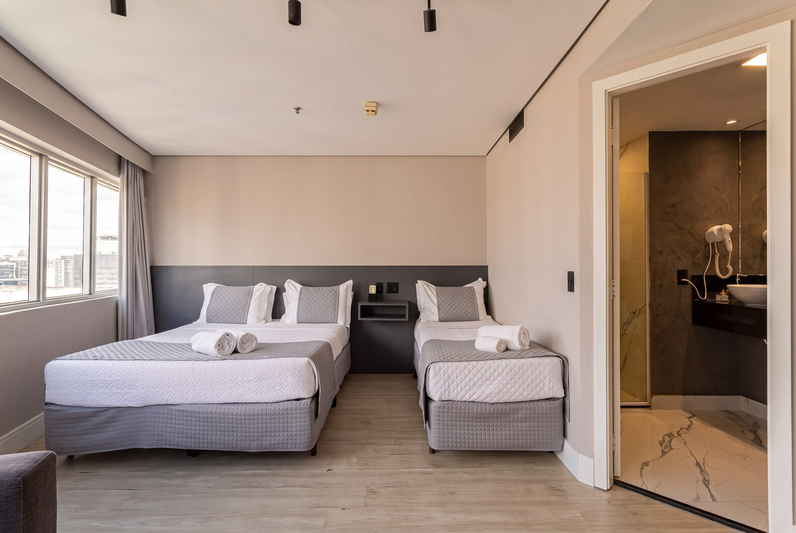 Apartamento Queen, Solteiro e Sofá-cama 22